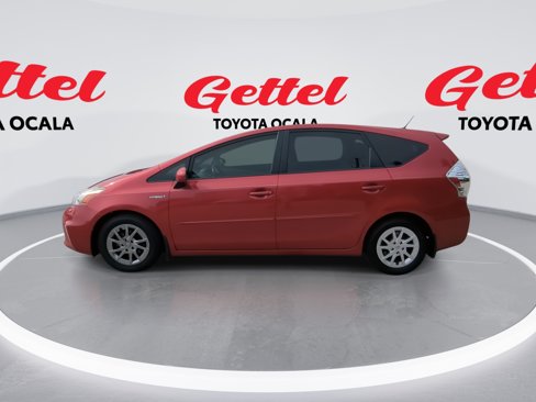 Used 2013 Toyota Prius V Five image 5