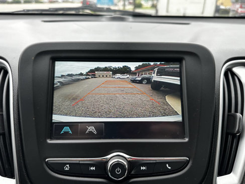 Used 2017 Chevrolet Malibu LS image 31