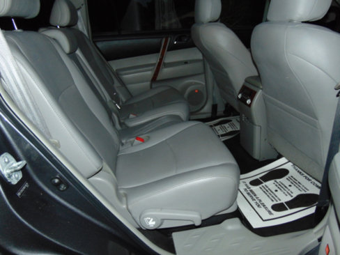 Used 2013 Toyota Highlander Limited image 39