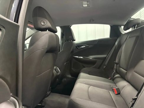 Used 2023 Chevrolet Malibu LT image 13