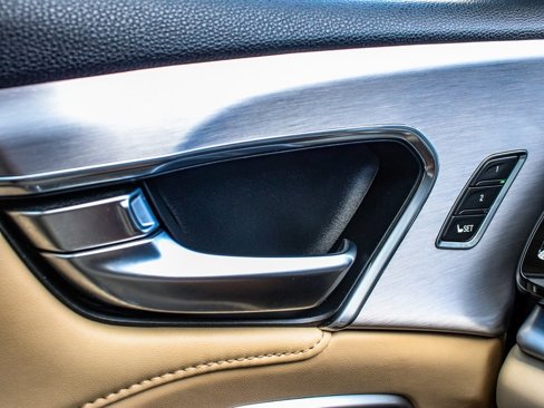 Used 2019 Acura RDX AWD image 9