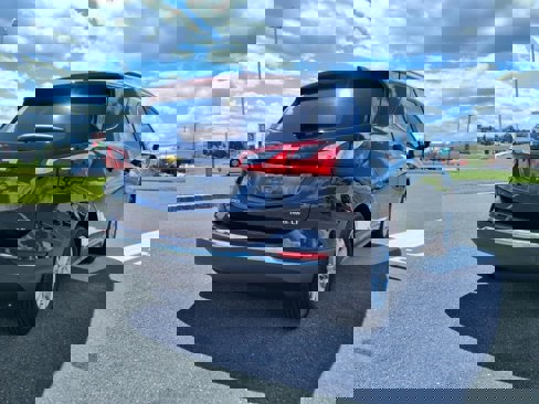 Certified 2021 Chevrolet Equinox LT image 4