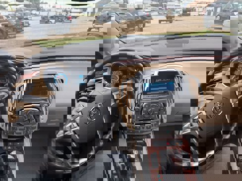 Used 2010 Buick LaCrosse CXL image 14