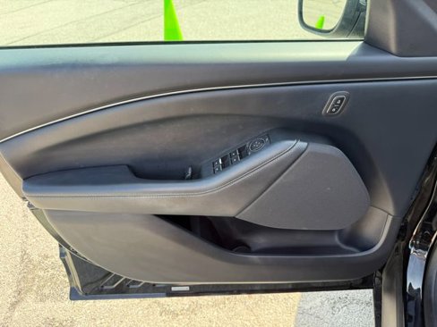 Used 2021 Ford Mustang Mach-E Select image 23