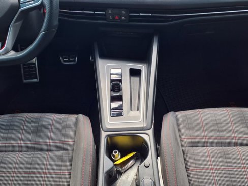 Used 2022 Volkswagen GTI S image 18