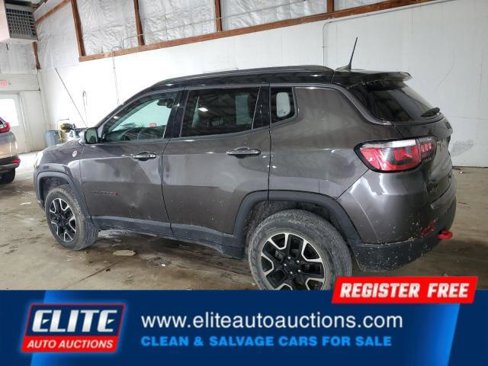 Used 2021 Jeep Compass Trailhawk image 3