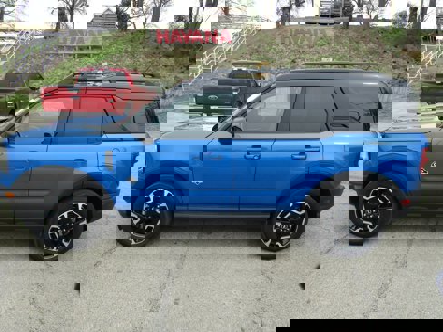 Certified 2022 Ford Bronco Sport Outer Banks w/ Tech Package image 1