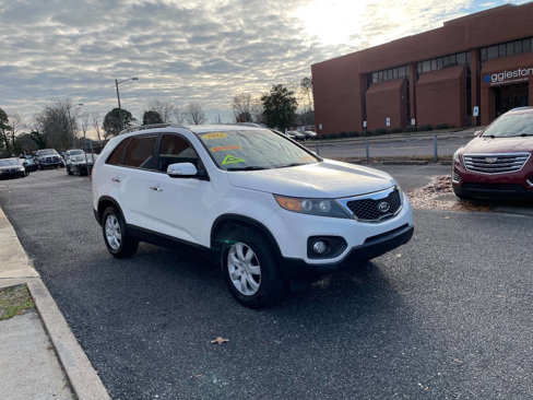 Used 2011 Kia Sorento LX w/ Convenience Pkg image 7