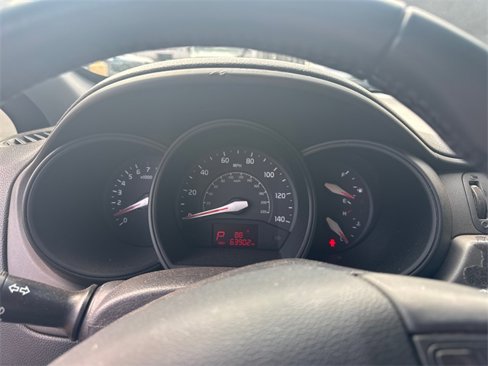 Used 2014 Kia Rio EX image 12