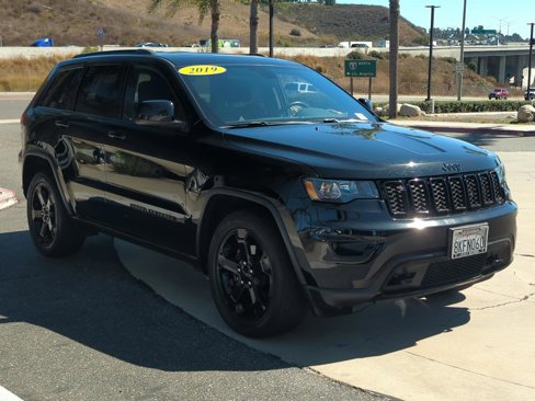 Used 2019 Jeep Grand Cherokee Laredo image 7