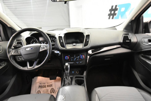 Used 2019 Ford Escape SE image 17