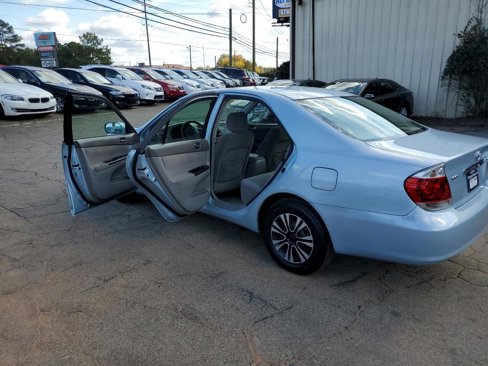 Used 2006 Toyota Camry LE image 21