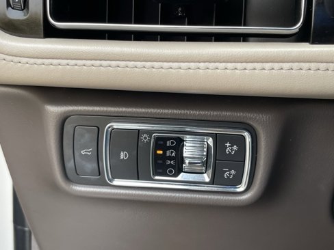 Used 2020 Lincoln Aviator Reserve w/ Equipment Group 201A image 24