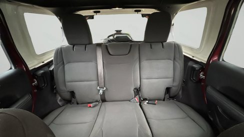 Used 2021 Jeep Wrangler Unlimited Sahara image 30