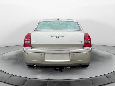 Used 2006 Chrysler 300 C w/ Protection Group II image 4