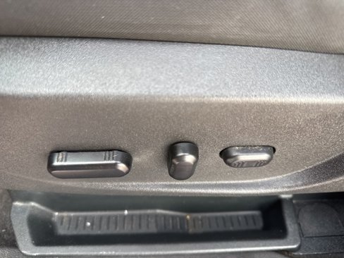 Used 2019 Ford Escape SE image 21