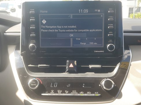 Used 2021 Toyota Corolla LE image 25