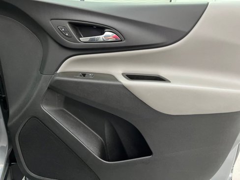 Used 2023 Chevrolet Equinox LT image 25