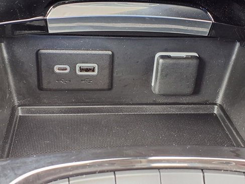 Certified 2023 Buick Envision Preferred w/ Sport Touring Package image 17