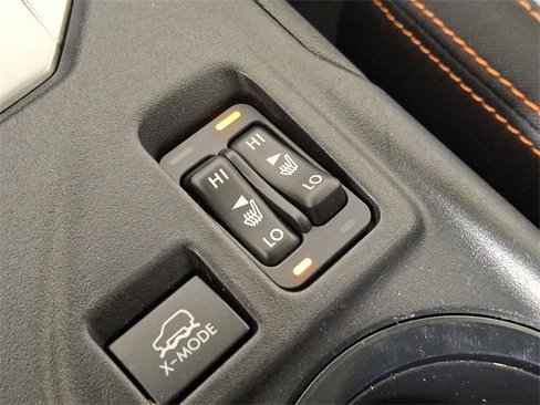 Used 2021 Subaru Crosstrek 2.0i Premium w/ Moonroof Package image 25