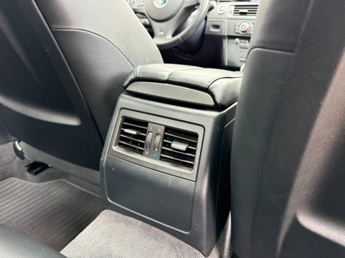 Used 2011 BMW M3 Sedan image 26