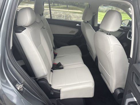 Used 2019 Volkswagen Tiguan SE image 29