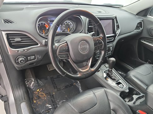 Used 2020 Jeep Cherokee Limited image 16