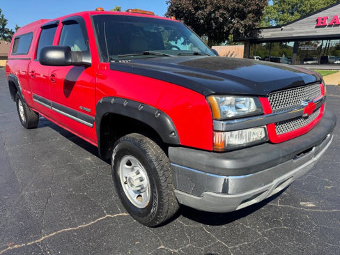 Used 2004 Chevrolet Silverado 2500 LT image 1