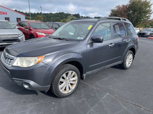 Used 2011 Subaru Forester 2.5X Premium w/ All-Weather Pkg image 4