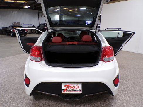 Used 2015 Hyundai Veloster Turbo R-Spec image 12