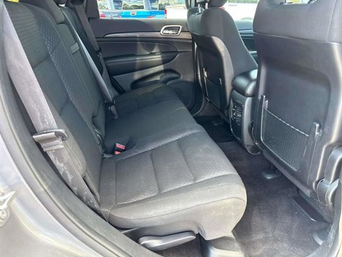 Certified 2021 Jeep Grand Cherokee Laredo image 13