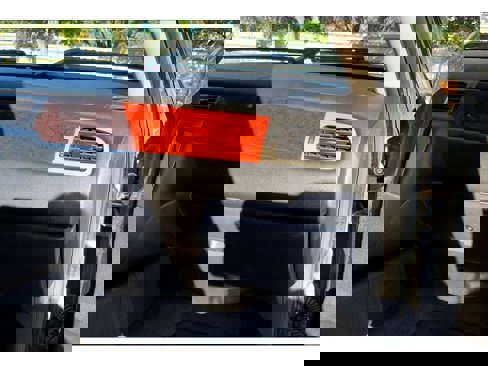 Used 2009 GMC Sierra 2500 W/T image 16