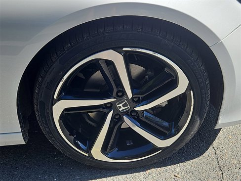 Certified 2018 Honda Accord Sport image 10