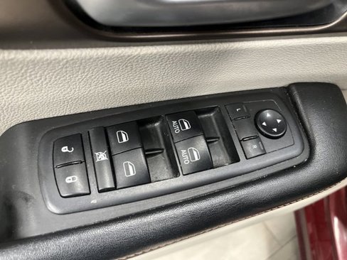 Certified 2019 Chrysler Pacifica Touring Plus w/ Cold Weather Group image 29