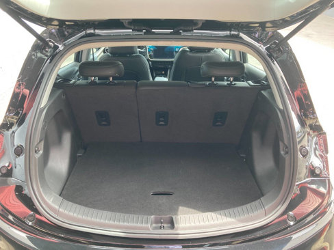 Used 2022 Chevrolet Bolt LT w/ Infotainment Package image 18