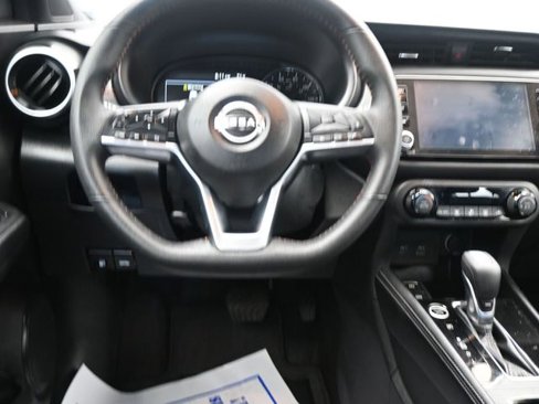Used 2024 Nissan Kicks SR image 24