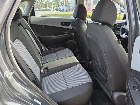 Used 2021 Hyundai Kona SE image 22