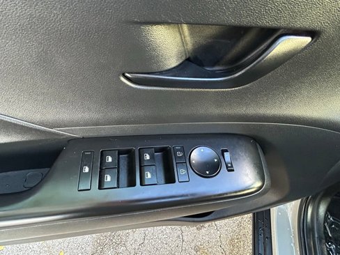 Used 2024 Hyundai Kona SEL image 18