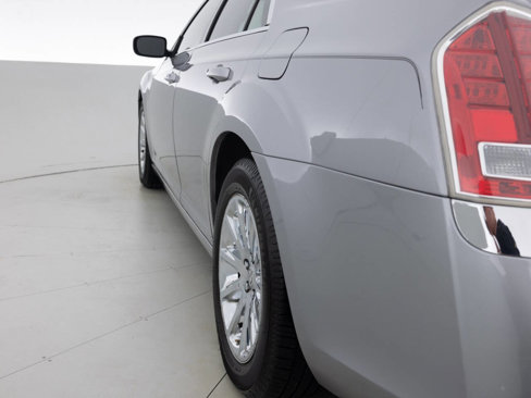 Used 2014 Chrysler 300 w/ Wheels & Beats Group image 13