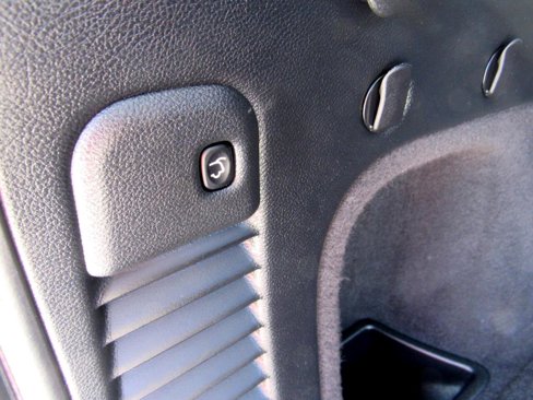 Used 2020 Jeep Grand Cherokee Limited image 37