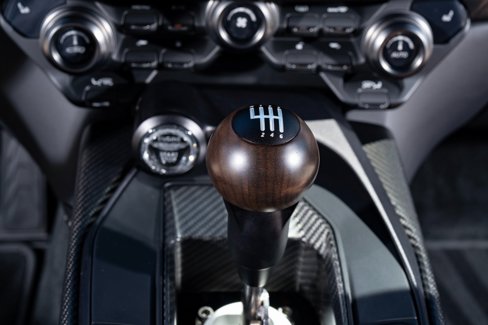 Used 2024 Aston Martin Valour image 57