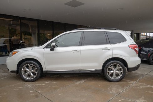 Used 2015 Subaru Forester 2.5i Touring w/ Eyesight & Navigation System image 4