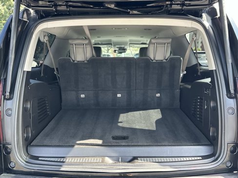 Used 2016 Chevrolet Suburban LT w/ Luxury Package image 16