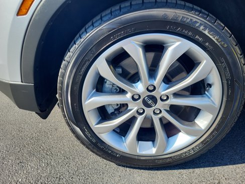 Used 2019 Lincoln MKC Select w/ Select Plus Package image 17