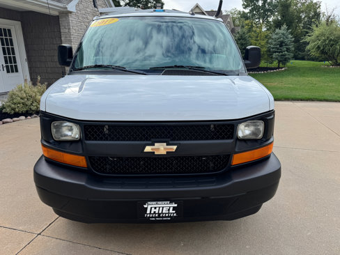 Used 2017 Chevrolet Express 2500 image 9