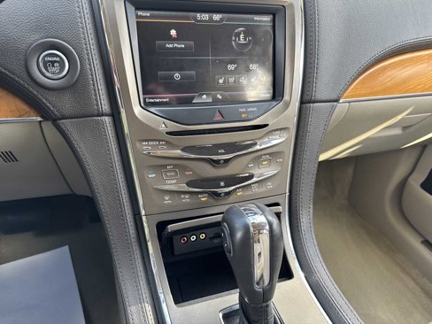 Used 2012 Lincoln MKX AWD image 29