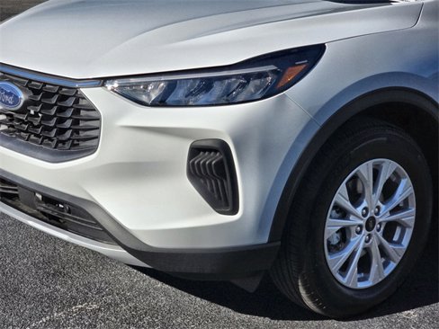New 2025 Ford Escape Active image 10