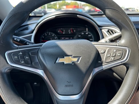 Used 2022 Chevrolet Malibu LS image 12