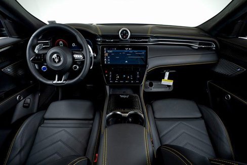 Used 2024 Maserati Grecale Modena image 19