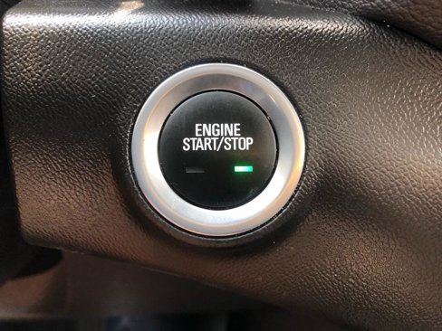 Used 2024 GMC Terrain SLT image 4
